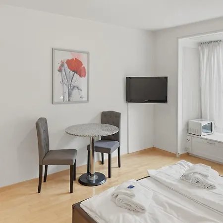 Charmin In Old Town - Uz8 Apartman